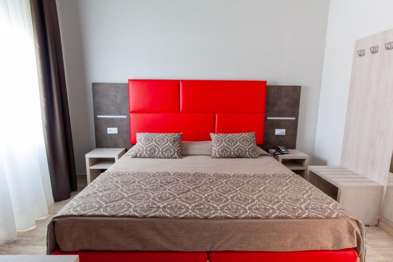 Hotel Europa Termoli Bagian luar foto