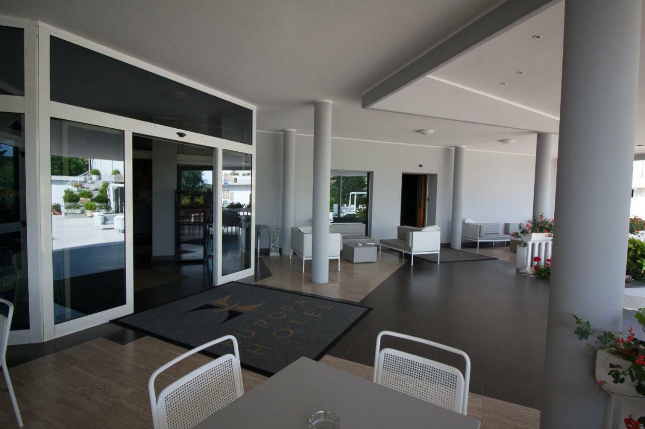 Hotel Europa Termoli Bagian luar foto